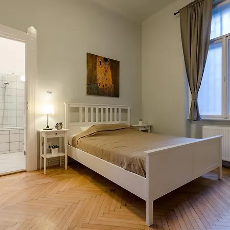 Oregano Budapest
